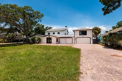 412 Shore Drive E, Oldsmar, FL 34677 - Photo 3