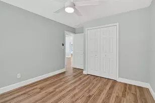 7957 10th Ave S, Saint Petersburg, FL 33707 - Photo 27