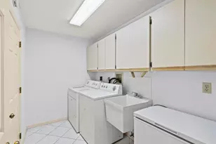 10843 Harborside Dr, Largo, FL 33773 - Photo 25