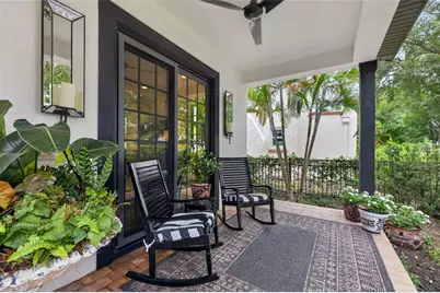 2319 7th Street N, Saint Petersburg, FL 33704 - Photo 3