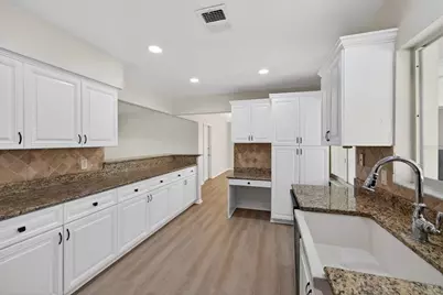 2239 Duncan Drive, Belleair Bluffs, FL 33770 - Photo 11