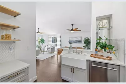 7 Georgia Avenue, Crystal Beach, FL 34681 - Photo 7