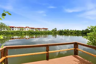 4570 Overlook Dr NE, Saint Petersburg, FL 33703 - Photo 19