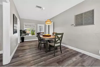 642 38th Avenue NE, Saint Petersburg, FL 33704 - Photo 17