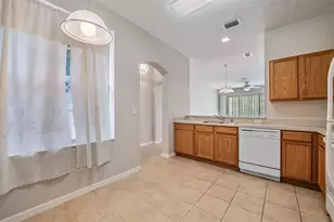 2461 Earlswood Ct, Brandon, FL 33510 - Photo 11