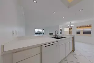 2400 Feather Sound Dr, Clearwater, FL 33762 - Photo 15