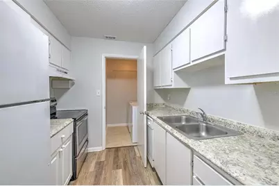 13403 Arbor Pointe Circle #304, Tampa, FL 33617 - Photo 13