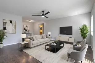 13403 Arbor Pointe Cir, Tampa, FL 33617 - Photo 3