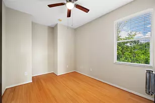 10409 Crimson Park Ln, Tampa, FL 33626 - Photo 31