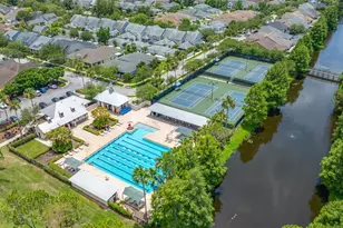 10409 Crimson Park Ln, Tampa, FL 33626 - Photo 75