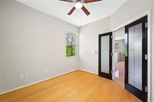 10409 Crimson Park Ln, Tampa, FL 33626 - Photo 35