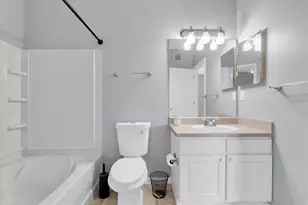 10764 70th Ave, Seminole, FL 33772 - Photo 17