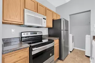 10764 70th Ave, Seminole, FL 33772 - Photo 9
