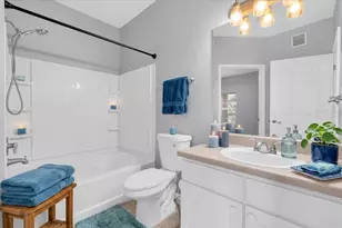 10764 70th Ave, Seminole, FL 33772 - Photo 13