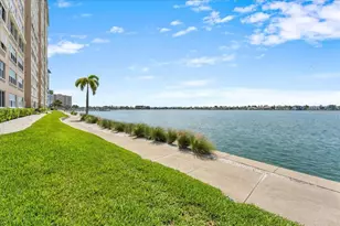 5220 Brittany Dr S, Saint Petersburg, FL 33715 - Photo 41