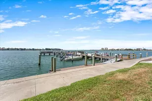 5220 Brittany Dr S, Saint Petersburg, FL 33715 - Photo 43