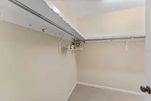 5220 Brittany Dr S, Saint Petersburg, FL 33715 - Photo 27