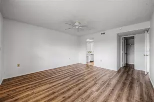 202 Mary Dr, Oldsmar, FL 34677 - Photo 25