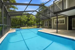 16706 Vallely Dr, Tampa, FL 33618 - Photo 31