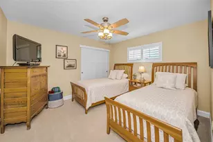 1201 81st St S, Saint Petersburg, FL 33707 - Photo 41