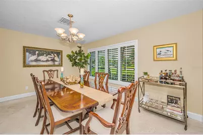 1201 81st Street S, Saint Petersburg, FL 33707 - Photo 15