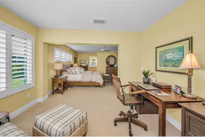 1201 81st Street S, Saint Petersburg, FL 33707 - Photo 31