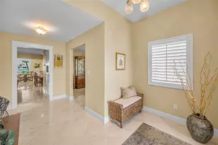 1201 81st St S, Saint Petersburg, FL 33707 - Photo 13