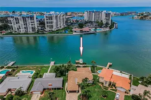 1201 81st St S, Saint Petersburg, FL 33707 - Photo 3