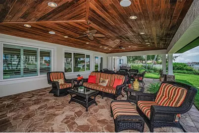 1201 81st Street S, Saint Petersburg, FL 33707 - Photo 51