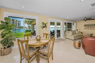 1201 81st St S, Saint Petersburg, FL 33707 - Photo 29
