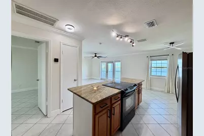 5117 Salmon Drive SE #D, Saint Petersburg, FL 33705 - Photo 9