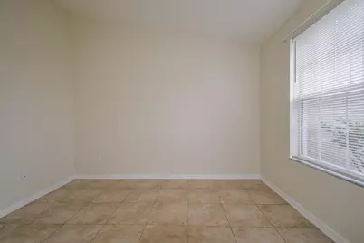 1607 Avondale Ridge Drive, Plant City, FL 33567 - Photo 5