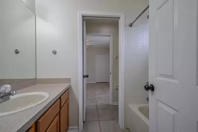 1607 Avondale Ridge Drive, Plant City, FL 33567 - Photo 15