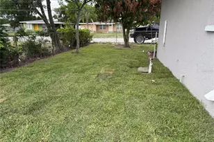 7005 Thrasher Dr, Tampa, FL 33610 - Photo 19