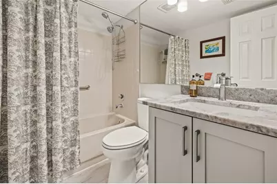 476 Santa Cruz Place NE #C, Saint Petersburg, FL 33703 - Photo 13