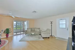 109 Glendower Cir, Sun City Center, FL 33573 - Photo 11