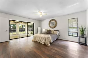 136 Sheffield Cir E, Palm Harbor, FL 34683 - Photo 25