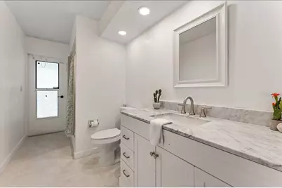 136 Sheffield Circle E, Palm Harbor, FL 34683 - Photo 37
