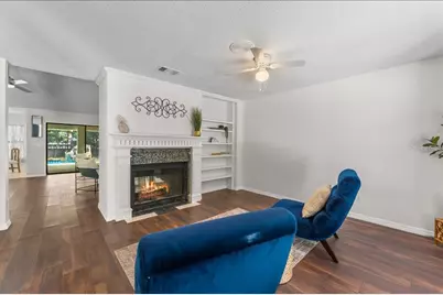 136 Sheffield Circle E, Palm Harbor, FL 34683 - Photo 11