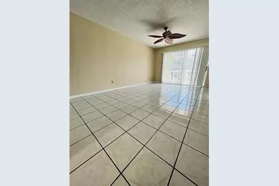 6908 Stones Throw Circle N #10208, Saint Petersburg, FL 33710 - Photo 11