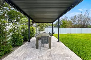 12207 Marjory Ave, Tampa, FL 33612 - Photo 57