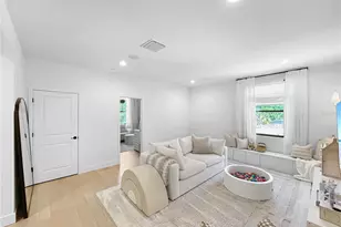 12207 Marjory Ave, Tampa, FL 33612 - Photo 43