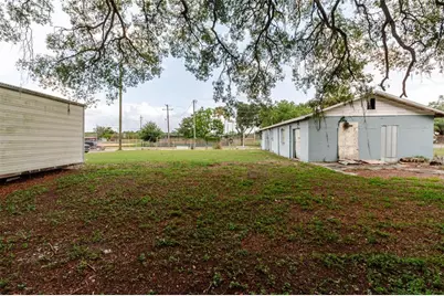 2104 E Dr Mlk, Tampa, FL 33610 - Photo 7