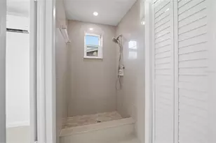 10924 Bridleton Rd, Port Richey, FL 34668 - Photo 11