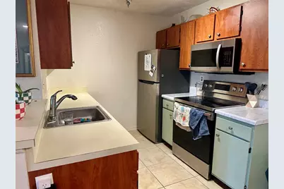 10263 Gandy Boulevard N #2304, Saint Petersburg, FL 33702 - Photo 5