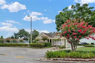 13915 Fletchers Mill Dr, Tampa, FL 33613 - Photo 31