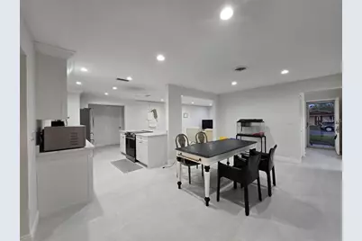 1028 Chinaberry Road, Clearwater, FL 33764 - Photo 17