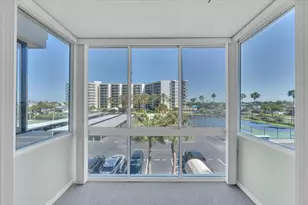 660 Island Way, Clearwater Beach, FL 33767 - Photo 7