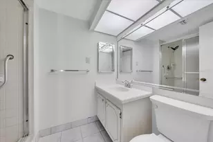 660 Island Way, Clearwater Beach, FL 33767 - Photo 29