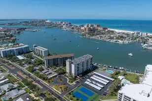 660 Island Way, Clearwater Beach, FL 33767 - Photo 49